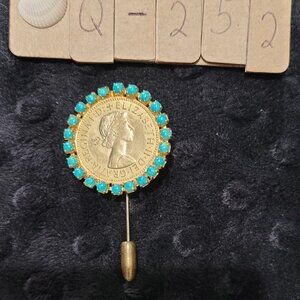 Item #Q252  Sterling Silver Half Penny 1960 Coin with Turquoise border Pin